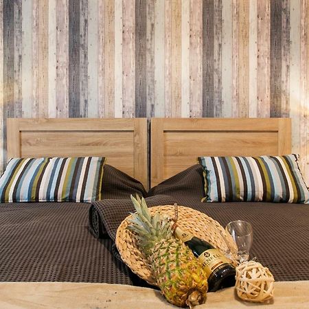 Safe Quiet Rooms In Apartment Close To Metro Station And Walk Acropolis Athen Exterior foto